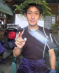 ハーフマラソン男子総合優勝の村田さん 2006/02/12 17:39:16