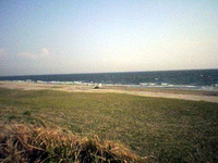 幕張の浜へ 2007/05/04 00:17:05