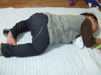 なんという格好で・・・