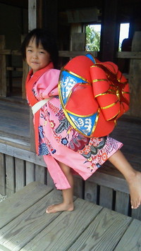 『アクロバティック姉妹(-ω-)』 2012/08/25 14:47:56