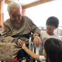 ドラッカーに学ぶ④人事、112歳森山さん最高齢
