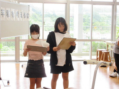 平和集会①高学年（講師：仲井間小夜子さん）