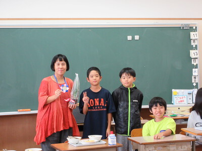 感謝給食会