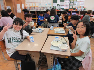 感謝給食会