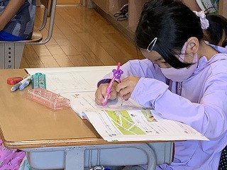 コンパスのいろいろな使い方 3年生 恩納村立 仲泊小学校 幼稚園