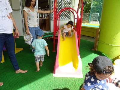 園庭遊び