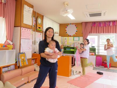 親子ヨガ