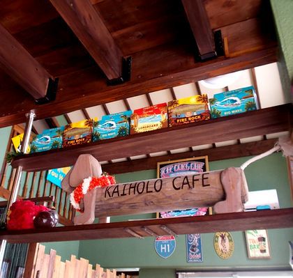 ＋KAIHOLO CAFE＋