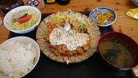 美味いチキン南蛮！　大衆炉端焼酒場 足立屋ランチ(宜野湾） 2016/03/11 18:22:49