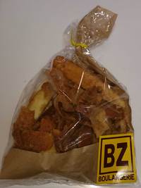 ドライブのお供にぴったり、ＢＯＵＬＡＮＧＥＲＩＥ BZの「かりんとう」