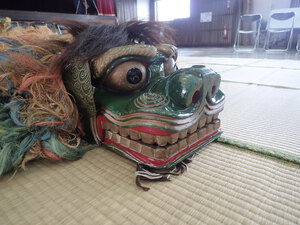 知花のウスデーク