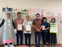 「沖縄子供の未来県民会議」への寄付金贈呈式について 2023/09/05 08:39:53