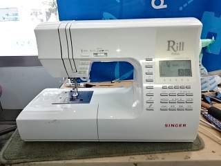 ☆保証付き☆ シンガー あずかっ Rill1050DX コンピューターミシン本体