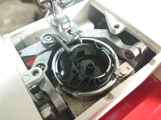 ミシン修理屋 沖縄 画像をタップするとミシンの修理内容が確認できます 