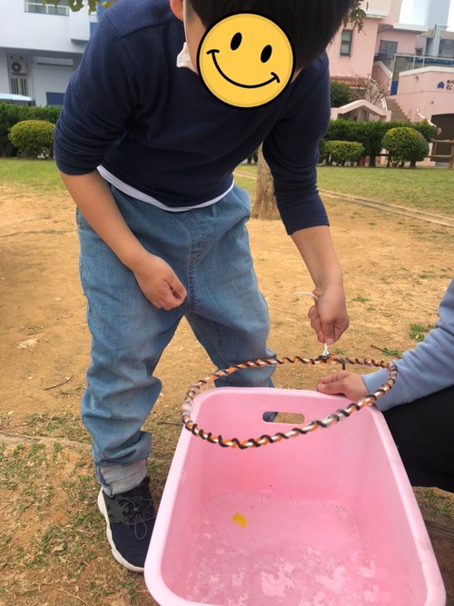 シャボン玉あそび（olive）