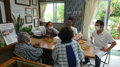 人間国宝・平良敏子先生　100歳おめでとう♪(^∇^*)
