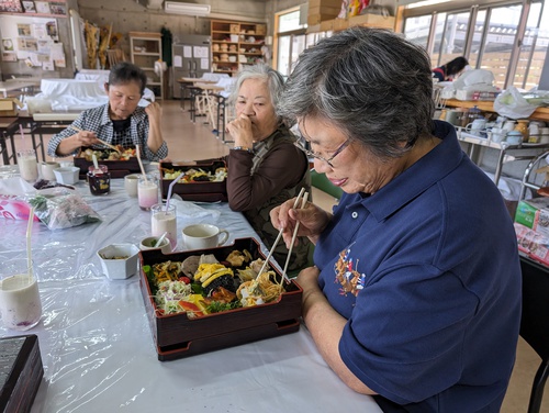 やんばる手打ちそば倶楽部の強い味方　　　　　　　　　　　　　「蕎麦食べ倶楽部」