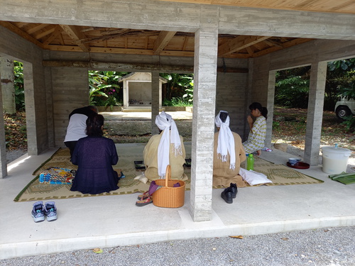 消えつつある塩屋のウンガミ　ウイミー(五穀豊穣）