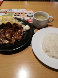 ガストでランチ