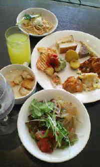 ３０0回達成！お祝いにハーバーでランチ 2007/03/13 19:18:33