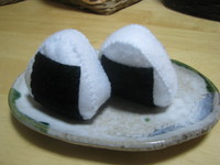 フェルトでおにぎり！！ 2008/03/30 09:18:46