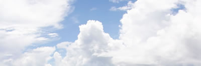 雲ヘッダー画像（サイズ：横900px 縦300px ）