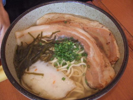 川 -sen- ◇那覇市