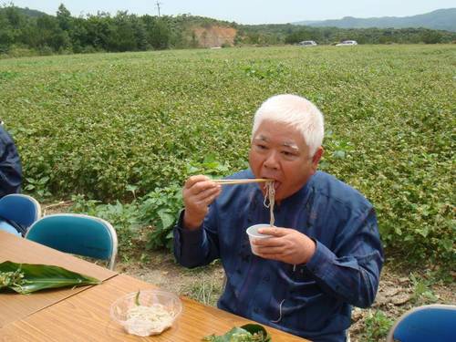 大宜味村でのソバの試食会