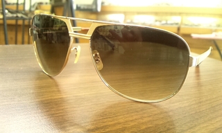 Love Unlimited Eyewear by OPTICO:今日の1本