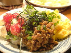 ツナ味噌でいろいろ♪ﾄﾞﾝﾌﾞﾘ。