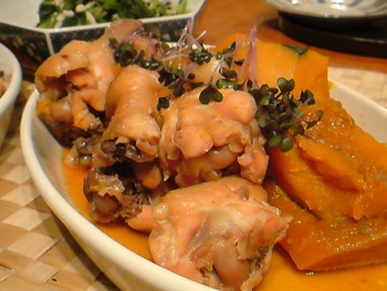 チキンとかぼちゃの煮つけ。