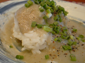 ある日の朝。スープがけごはん。