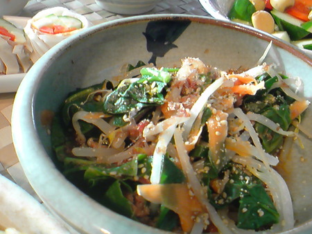 つるむらさきの胡麻和え