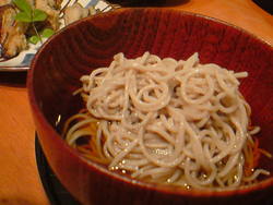 蕎麦屋のメニューにありそうな・・・夕飯です。