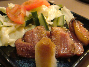 とんとろベーコン　炭火焼き。