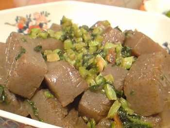 ひじき入り蒟蒻と大根葉の炒り煮