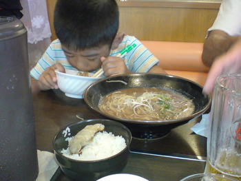 ｶﾔｯｸ後のランチはラーメン。