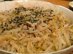 お野菜のおかず三品晩ごはん。