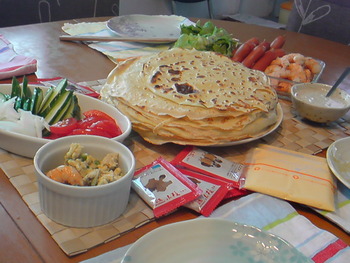 おやつ兼おひるごはん。