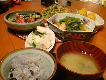 黒豆ごはんとしじみ汁と・・・。