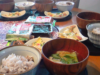 ｽﾊﾟﾆｯｼｭｵﾑﾚﾂ朝食。