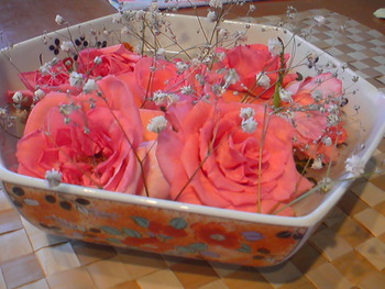 お花をアレンジして楽しんでます♪