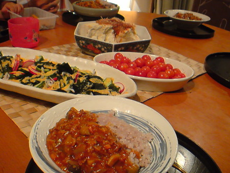 金曜の夜はカレーライス☆