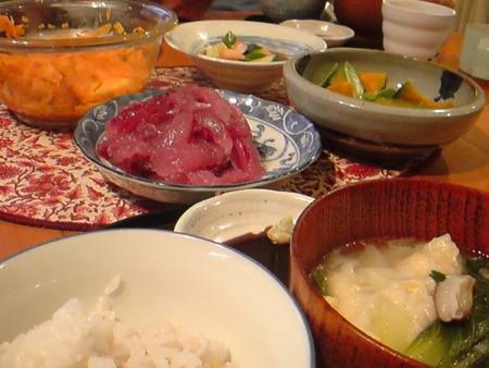 お隣からマグロいただきました