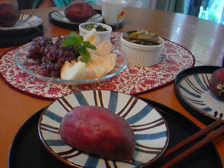 ﾚﾝ・ﾁﾝ♪芋の朝ごはん。