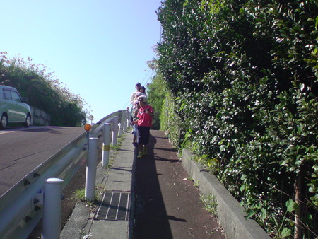 通学路確認しながら・・・