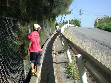 通学路確認しながら・・・