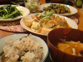 山菜ごはんはおこげつき♪