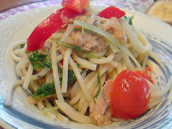 ツナトマトパスタ。