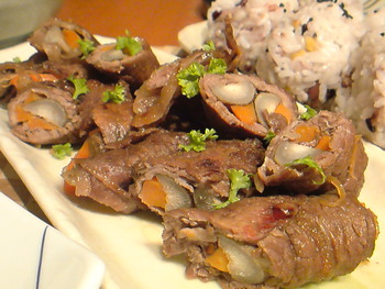 牛肉の八幡巻き焼き。